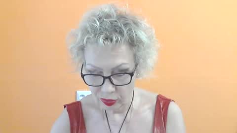 NessyJenixs online show from May 29, 2026, 1:53 pm