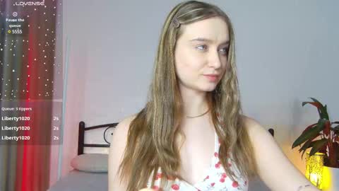 Snapshot of nestygrey chatting on February 19, 2025, 6:00 pm Nesty online show from February 19, 2025, 6:00 pm