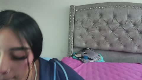 nesuko_kamado online show from October 9, 2025, 4:27 pm