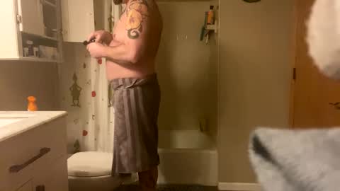 Snapshot of neverwinter44 chatting on January 4, 2025, 12:16 pm neverwinter44 online show from January 4, 2025, 12:16 pm