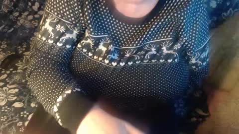 Lilly  online show from March 10, 2025, 4:03 pm