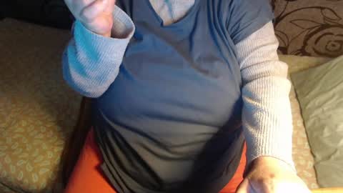 Snapshot of new_milf chatting on May 14, 2026, 2:51 am Lilly online show from May 14, 2026, 2:51 am