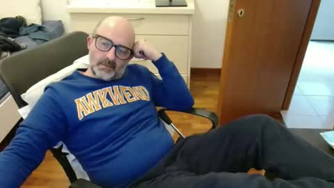 Snapshot of new_simi_74 chatting on February 7, 2026, 1:48 pm simi online show from February 7, 2026, 1:48 pm