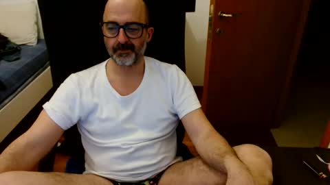 Snapshot of new_simi_74 chatting on February 21, 2026, 7:37 pm simi online show from February 21, 2026, 7:37 pm