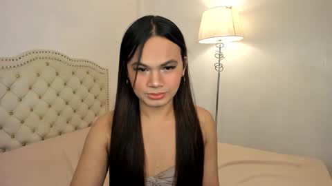 Snapshot of newbitch_intown69 chatting on January 5, 2025, 2:17 am Jane online show from January 5, 2025, 2:17 am