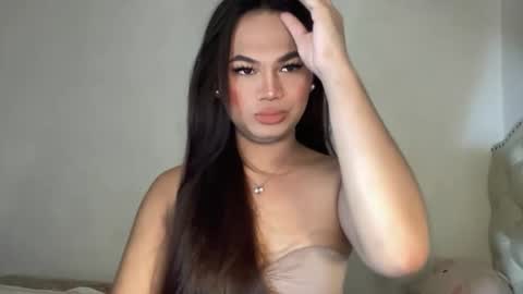 Snapshot of newbitch_intown69 chatting on February 10, 2025, 4:30 am Jane online show from February 10, 2025, 4:30 am