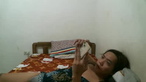 Snapshot of newest_star69 chatting on January 15, 2025, 12:51 am Lucy Pearl online show from January 15, 2025, 12:51 am