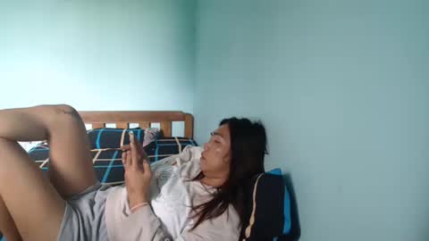 Snapshot of newest_star69 chatting on September 24, 2025, 2:15 am Lucy Pearl online show from September 24, 2025, 2:15 am