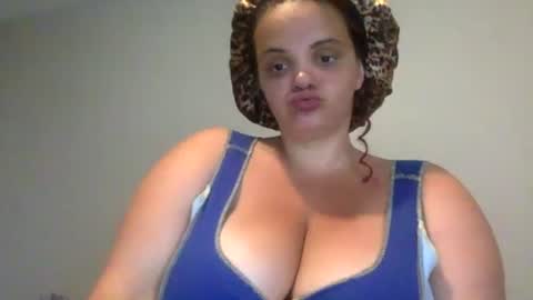 Ms. Natural online show from June 17, 2026, 10:00 pm