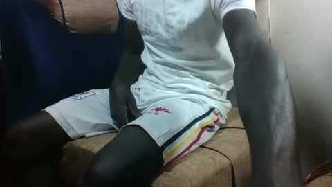 Snapshot of newfuckboy_ chatting on February 1, 2026, 5:28 am newfuckboy_ online show from February 1, 2026, 5:28 am