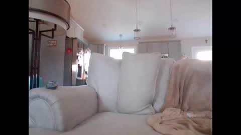 Snapshot of newhallboxer chatting on December 31, 2024, 2:47 pm newhallboxer online show from December 31, 2024, 2:47 pm