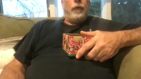 Snapshot of newtman68 chatting on December 27, 2024, 9:32 pm newtman68 online show from December 27, 2024, 9:32 pm