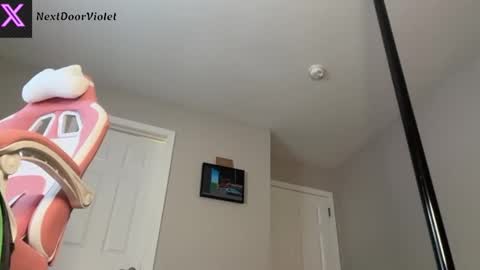 Violet online show from February 14, 2026, 2:08 am