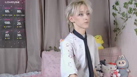 NextVibe1 online show from December 2, 2025, 5:52 pm