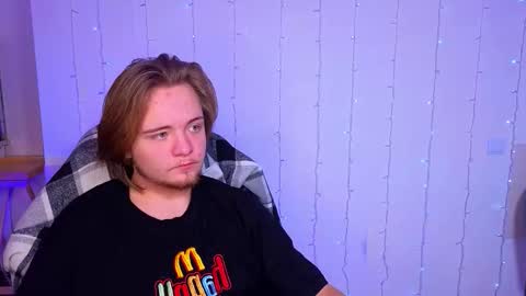 Snapshot of nexxxusme chatting on February 3, 2026, 12:42 am nexxxusme online show from February 3, 2026, 12:42 am