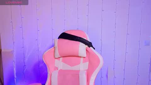 Snapshot of nexxxusme chatting on February 13, 2026, 1:01 am nexxxusme online show from February 13, 2026, 1:01 am