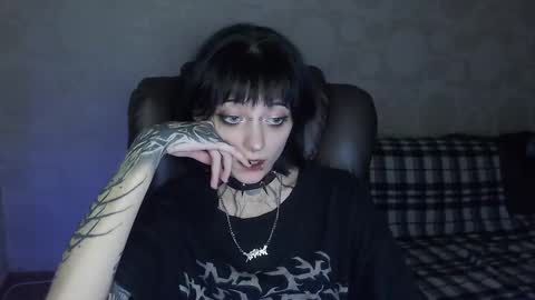 Snapshot of neya_lette chatting on February 26, 2025, 11:15 pm Kira online show from February 26, 2025, 11:15 pm