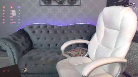 Snapshot of neytiri_moon chatting on February 8, 2025, 6:01 pm Sandra online show from February 8, 2025, 6:01 pm