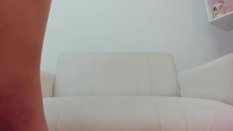  Angie   Instagram  angie julianac add me online show from October 29, 2025, 6:59 am