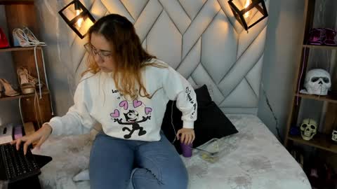 Milena online show from January 25, 2025, 1:41 pm