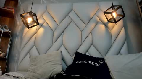 Milena online show from February 10, 2025, 7:17 pm