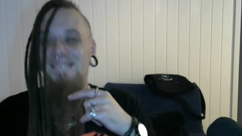 Snapshot of nezvers chatting on January 17, 2025, 7:49 pm YouPick online show from January 17, 2025, 7:49 pm