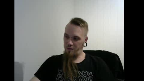 Snapshot of nezvers chatting on March 4, 2025, 8:49 pm YouPick online show from March 4, 2025, 8:49 pm