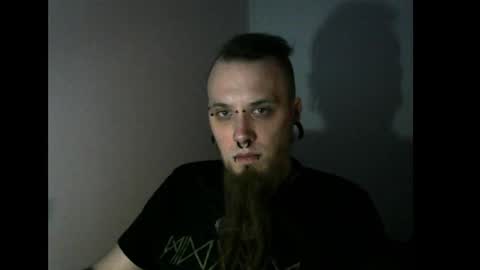 Snapshot of nezvers chatting on March 7, 2025, 12:04 am YouPick online show from March 7, 2025, 12:04 am