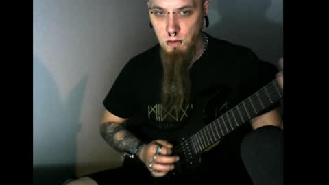 Snapshot of nezvers chatting on March 7, 2025, 3:08 am YouPick online show from March 7, 2025, 3:08 am