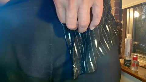 Snapshot of nfgwholoves2cum chatting on January 2, 2025, 9:50 pm NFG Nice Friendly Guy Dick online show from January 2, 2025, 9:50 pm