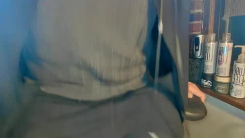 Snapshot of nfgwholoves2cum chatting on January 18, 2025, 1:30 am NFG Nice Friendly Guy Dick online show from January 18, 2025, 1:30 am