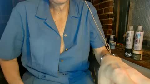 Snapshot of nfgwholoves2cum chatting on March 6, 2025, 1:37 am NFG Nice Friendly Guy Dick online show from March 6, 2025, 1:37 am