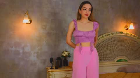 Snapshot of nganlico chatting on November 18, 2025, 3:01 am Anasteisha online show from November 18, 2025, 3:01 am