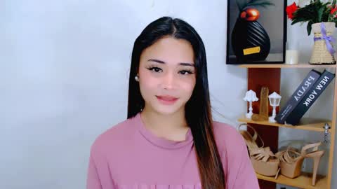 hottie nicole online show from May 20, 2026, 12:50 am