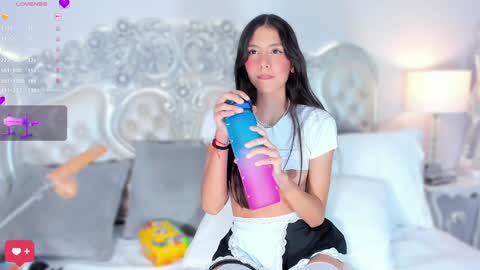 Snapshot of nia20x chatting on January 29, 2025, 2:19 am Nia online show from January 29, 2025, 2:19 am