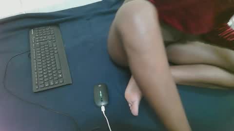 nia_0 online show from February 11, 2026, 6:46 pm