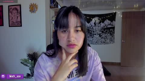 Nia online show from February 4, 2025, 7:55 pm