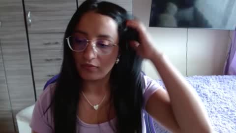 Dani online show from January 8, 2025, 9:12 pm