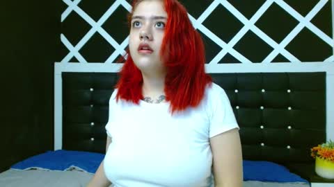 Estefani  online show from December 17, 2024, 11:39 am