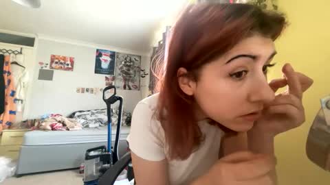 Snapshot of niarosemaryy chatting on March 17, 2026, 12:08 pm niarosemaryy online show from March 17, 2026, 12:08 pm