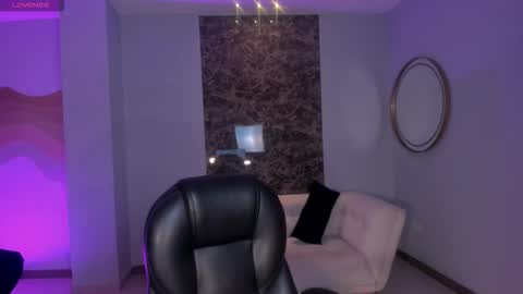 Snapshot of niasalvatore chatting on February 10, 2026, 2:48 am Call me Nia online show from February 10, 2026, 2:48 am