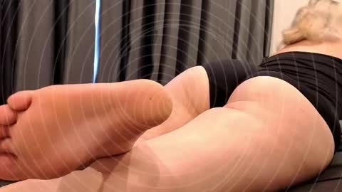 Snapshot of niatonoori chatting on February 2, 2026, 11:58 pm Kim online show from February 2, 2026, 11:58 pm