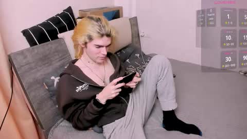 Snapshot of nic_ky chatting on January 16, 2026, 9:24 am Nick PVT is open FanslyTwitter - Nic kycb online show from January 16, 2026, 9:24 am