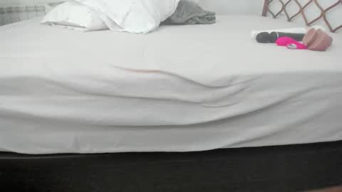 Sfora online show from February 1, 2026, 9:46 pm