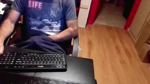 nicecck24 online show from October 25, 2025, 5:04 am