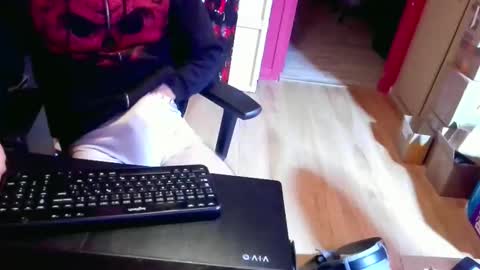 nicecck24 online show from January 15, 2026, 4:17 am