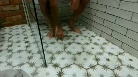 Snapshot of nicecock4u1979 chatting on October 26, 2025, 5:41 pm hot builder online show from October 26, 2025, 5:41 pm