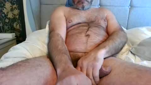 Snapshot of nicecock4u1979 chatting on February 15, 2026, 10:03 am hot builder online show from February 15, 2026, 10:03 am