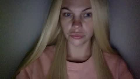 Snapshot of nicecolddrink2 chatting on November 11, 2025, 10:48 am Amber online show from November 11, 2025, 10:48 am