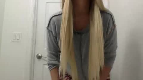 Snapshot of nicecolddrink2 chatting on November 15, 2025, 10:34 am Amber online show from November 15, 2025, 10:34 am